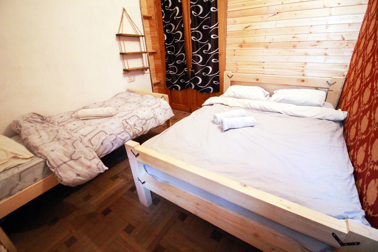 Sheni Hostel Тбилиси Екстериор снимка