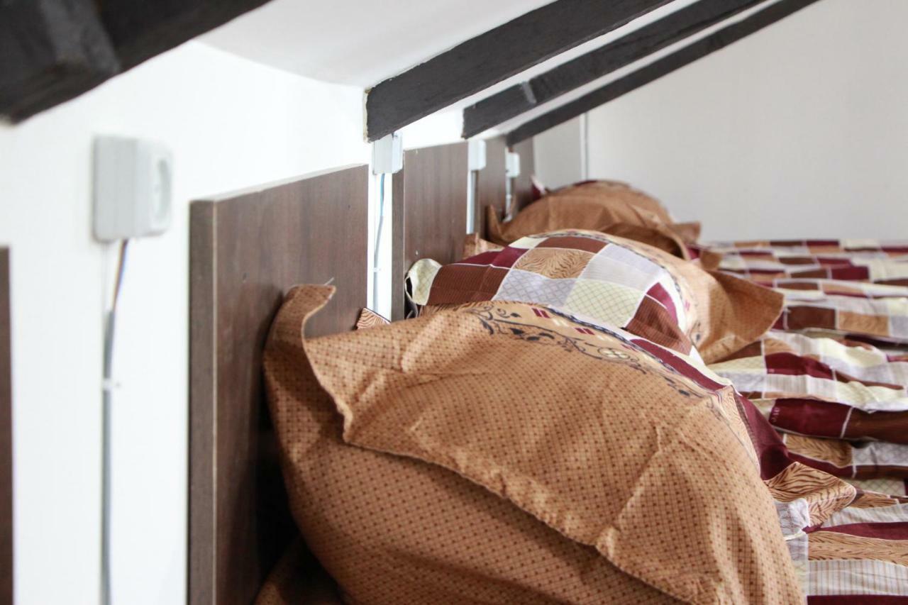 Sheni Hostel Тбилиси Екстериор снимка